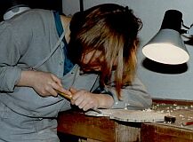 Preliminary arching with a gouge