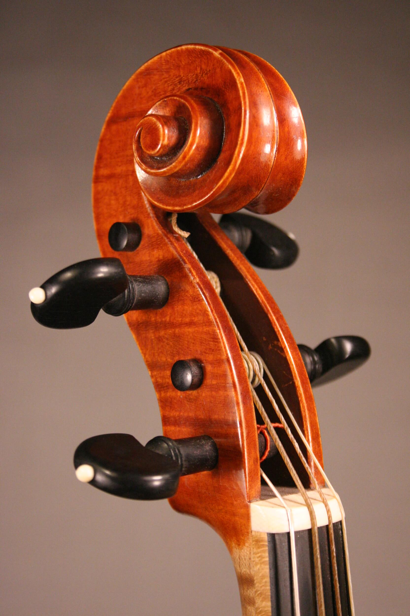 #10 Violin M. A. Heyligers 2002